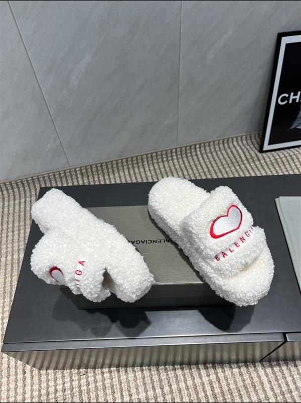 2025112818448756 210